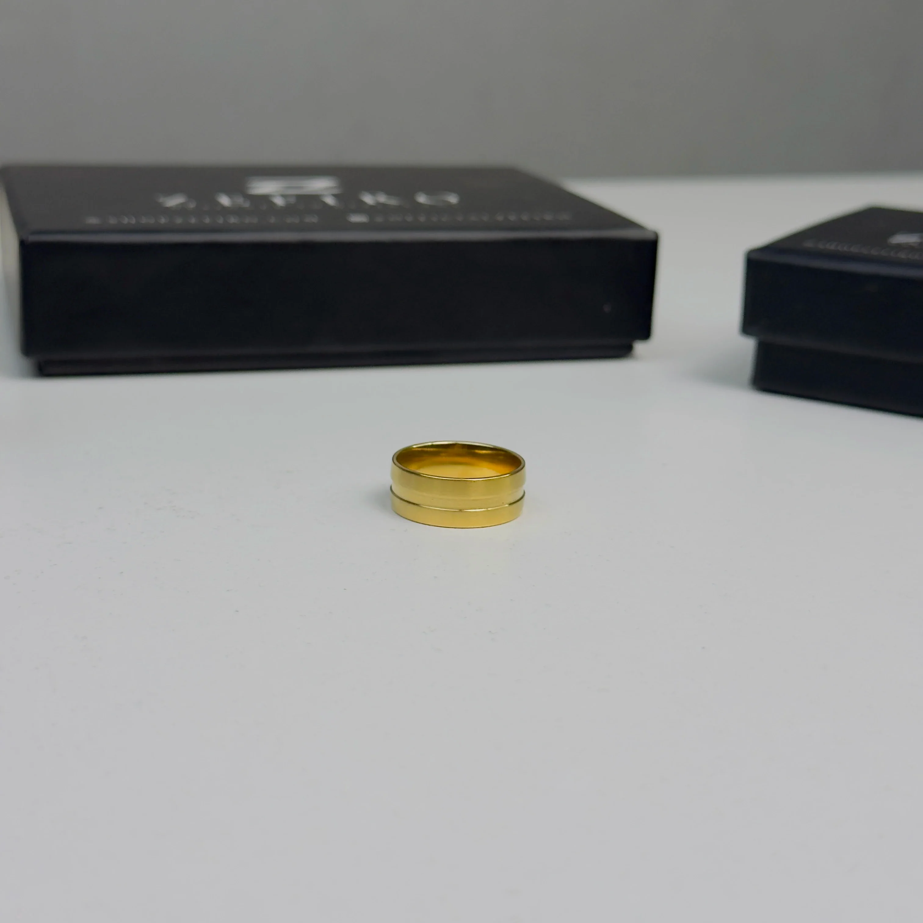 Elite Gold Ring - Image 2