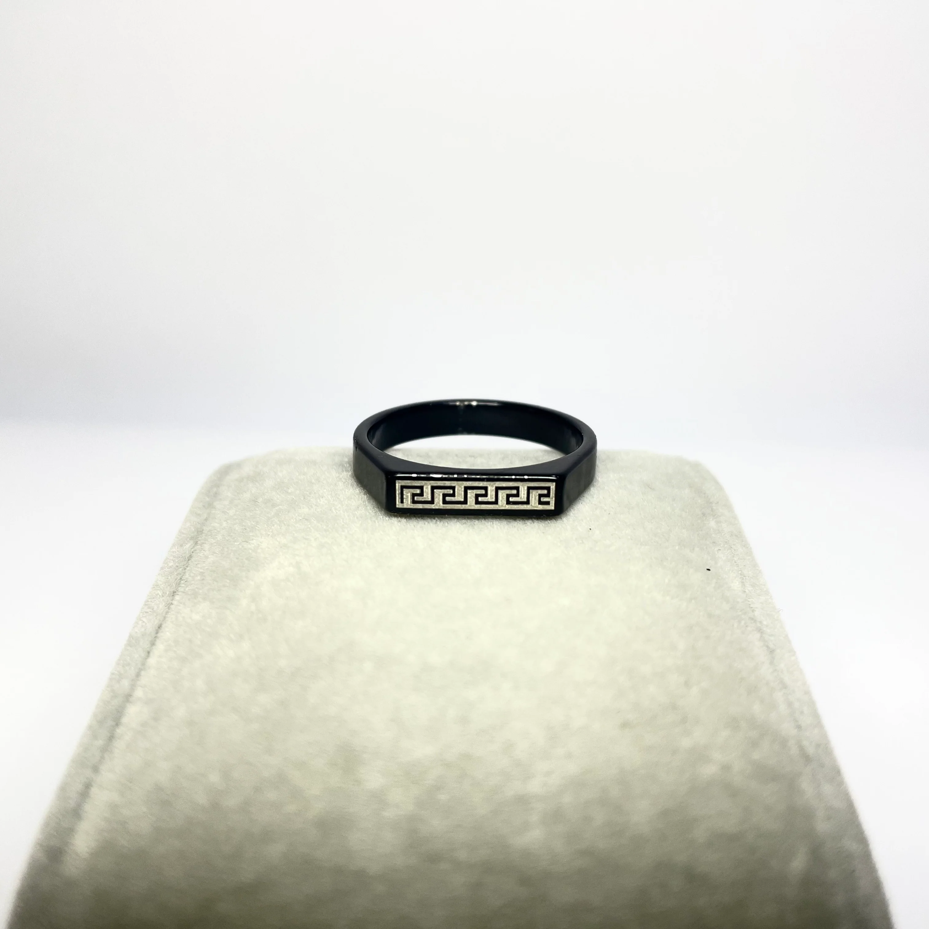 Elysian Greek Key Ring (black) - Image 2