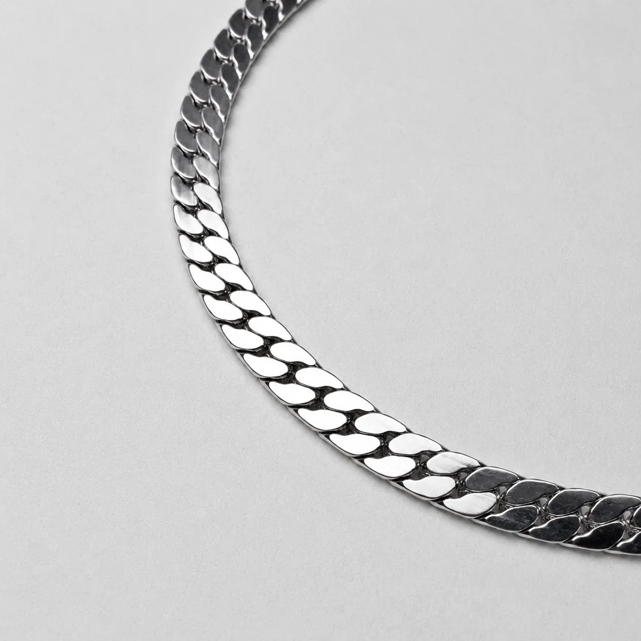 Flattened curb bracelet 2MM - Image 3