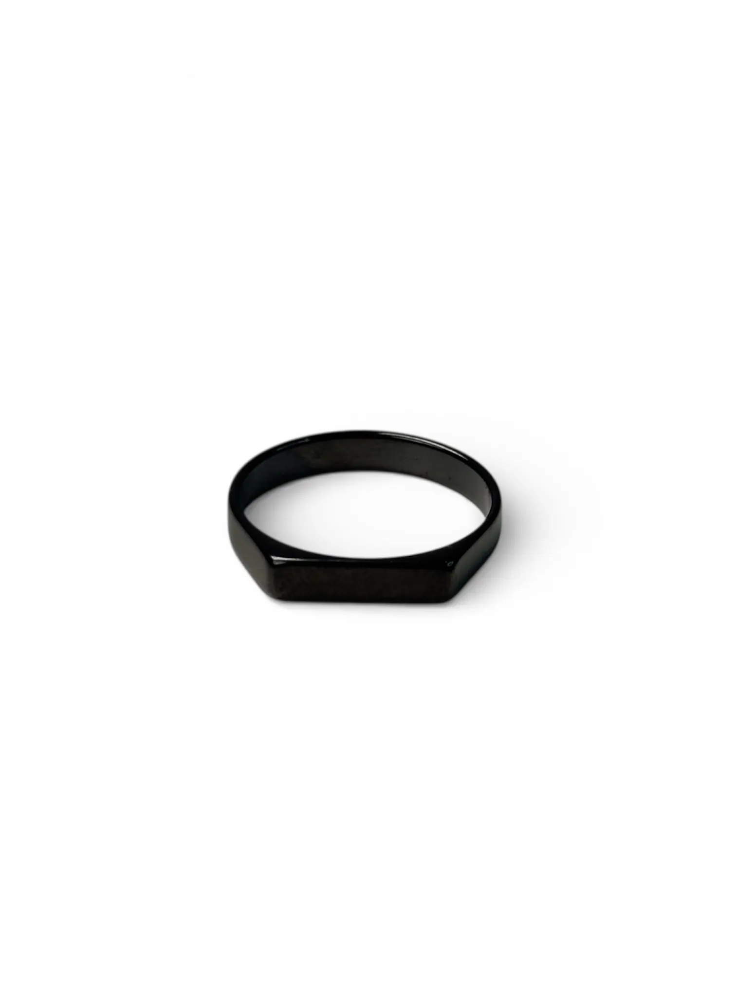 Minimal-Key Signet Ring