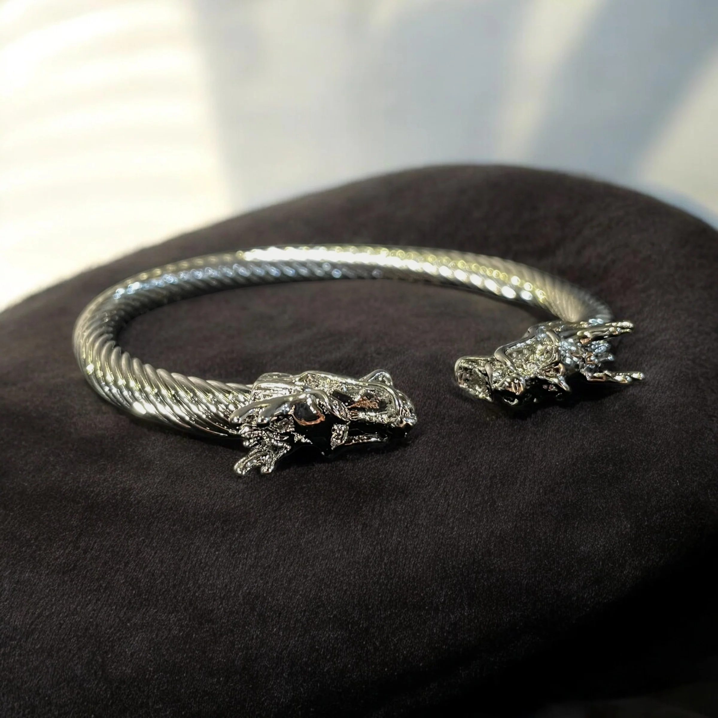 Majestic dragons cuff - Image 5