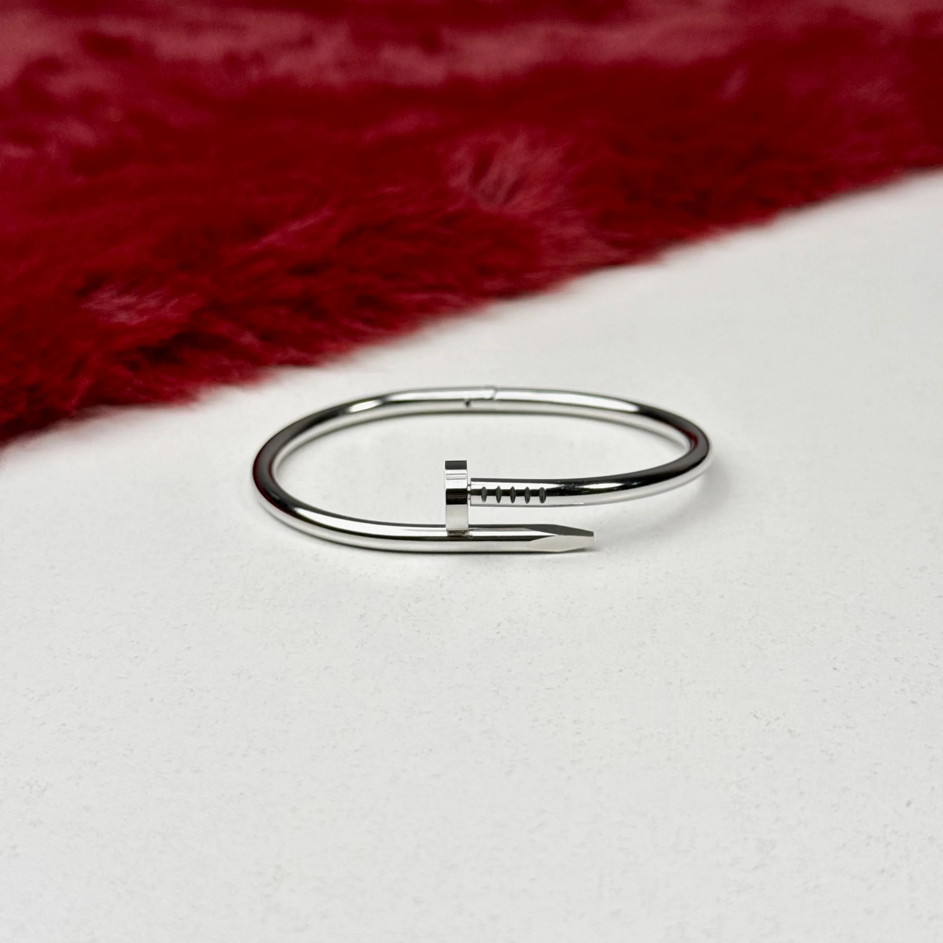 Nail cuff