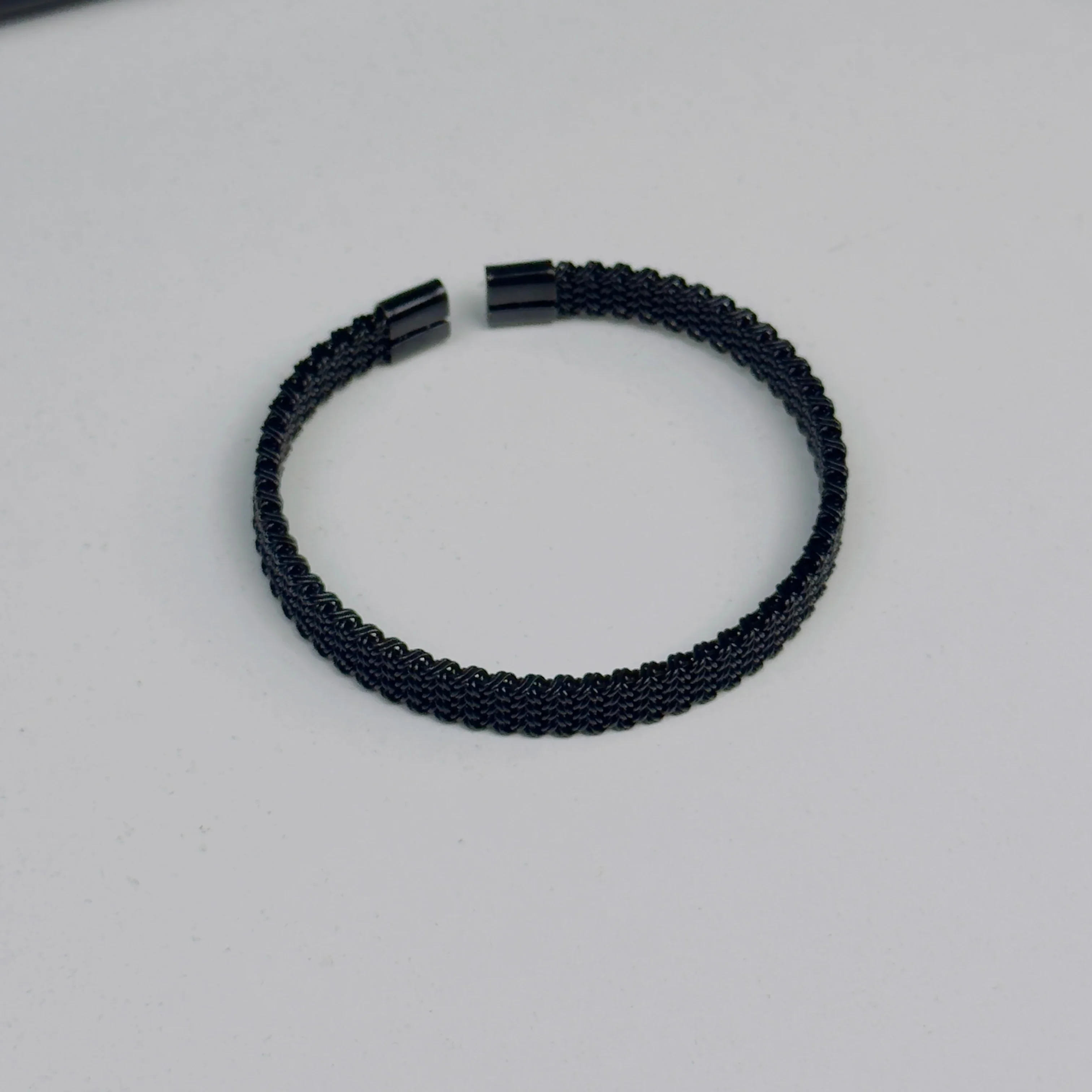 Obsidian Mesh Open Cuff - Image 6