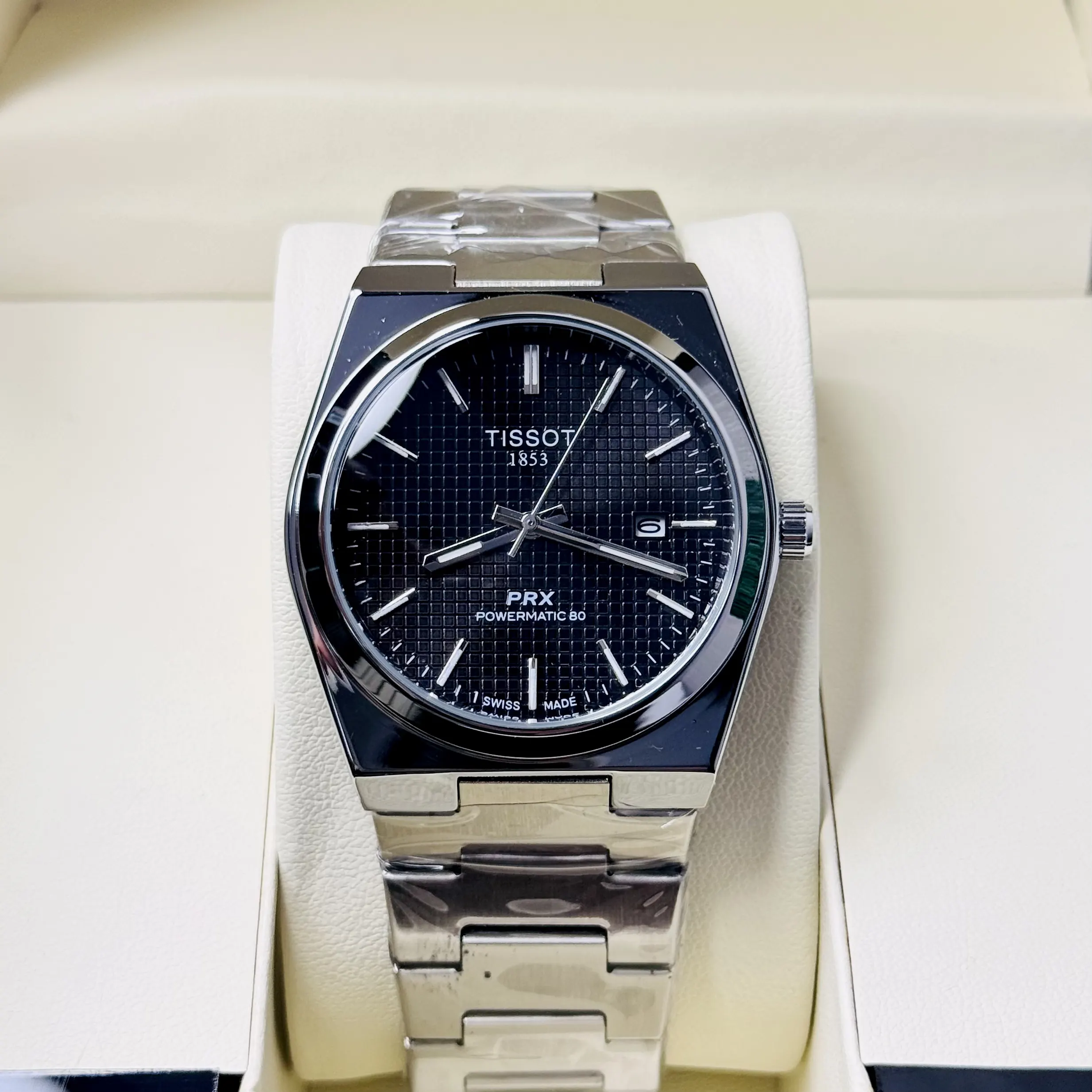 ZEFIRO T-01: The Ultimate Integrated Steel Sport Series - Image 3