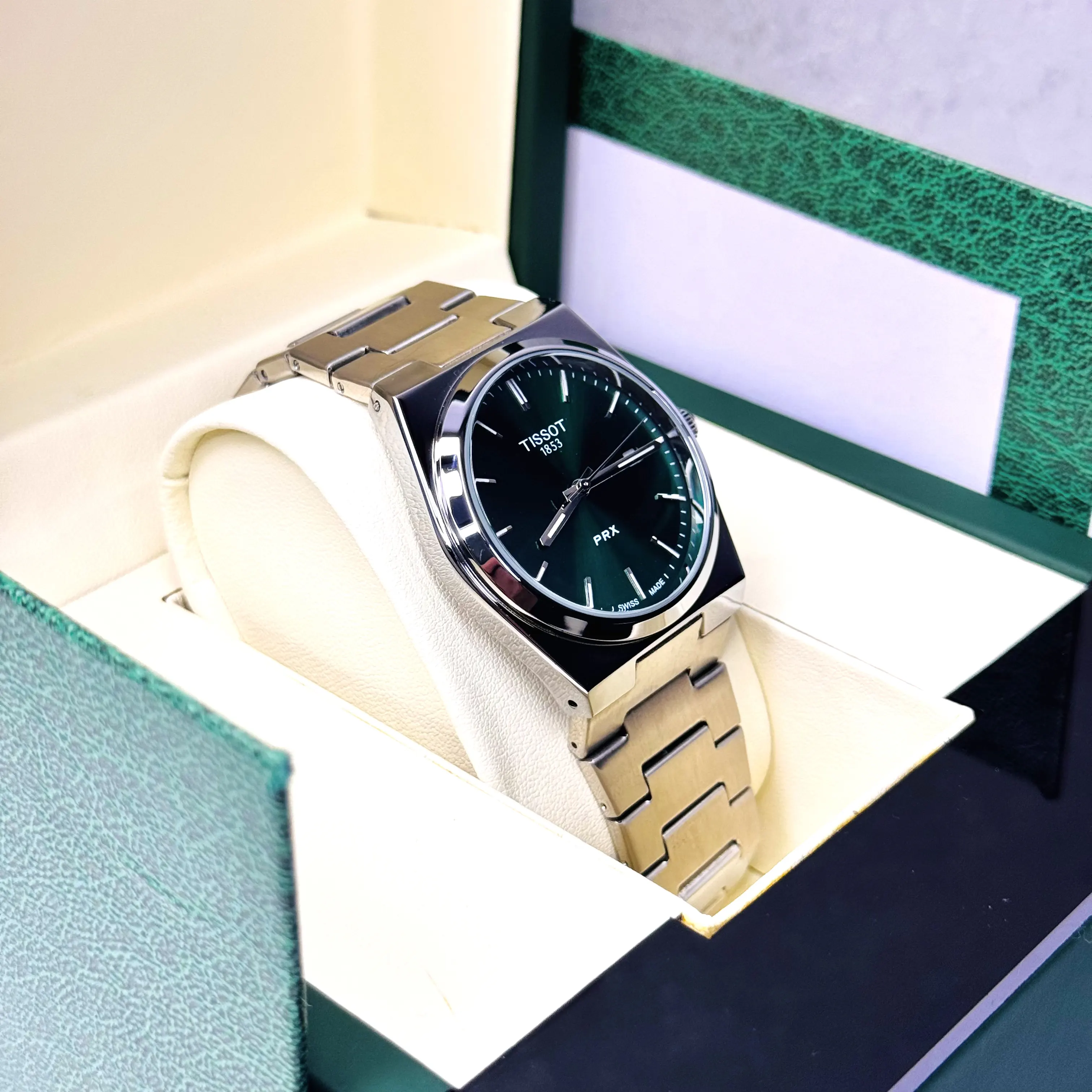 ZEFIRO T-01: The Ultimate Integrated Steel Sport Series - Image 9