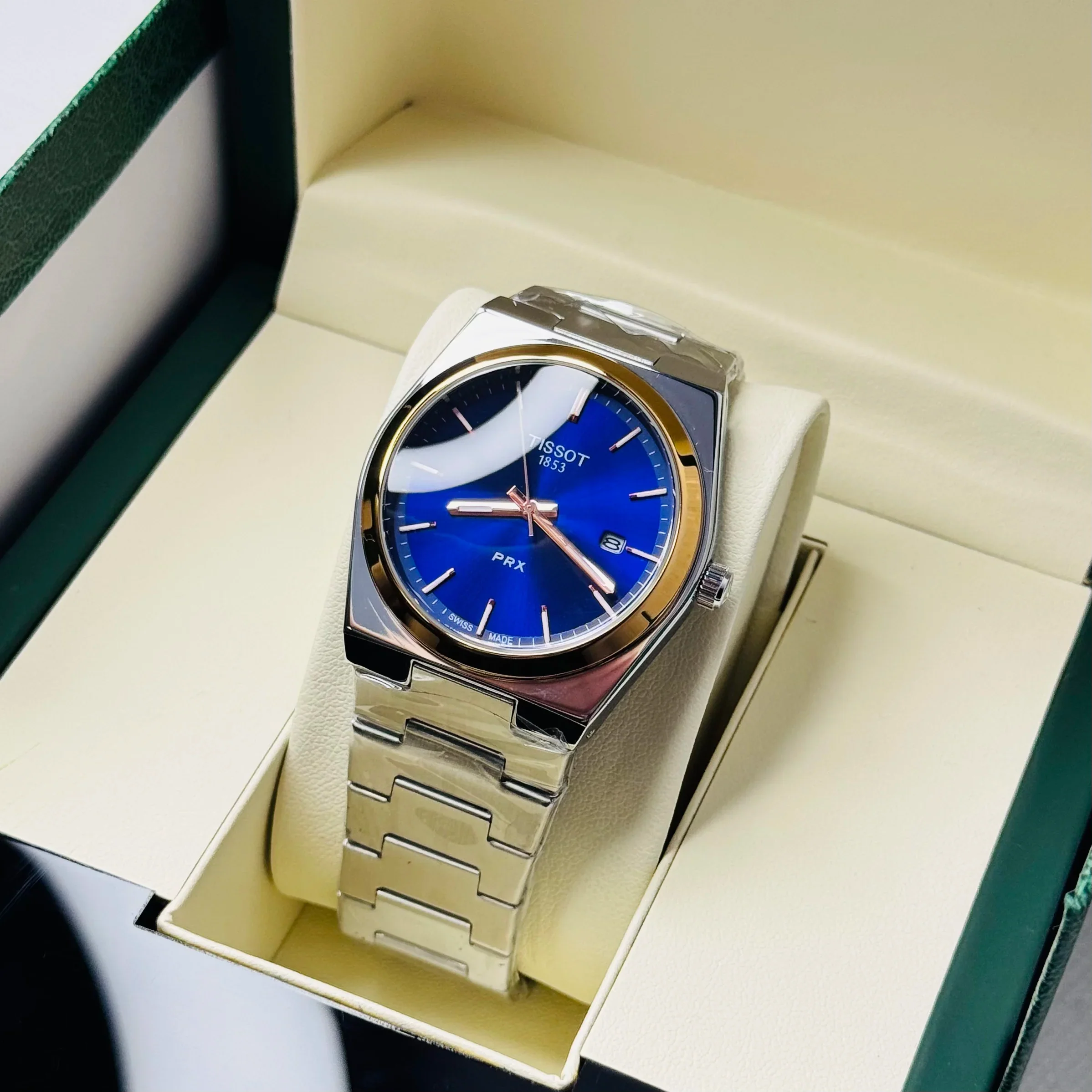 ZEFIRO T-02 GOLD DIAL: The Ultimate Integrated Steel Sport Series - Image 10