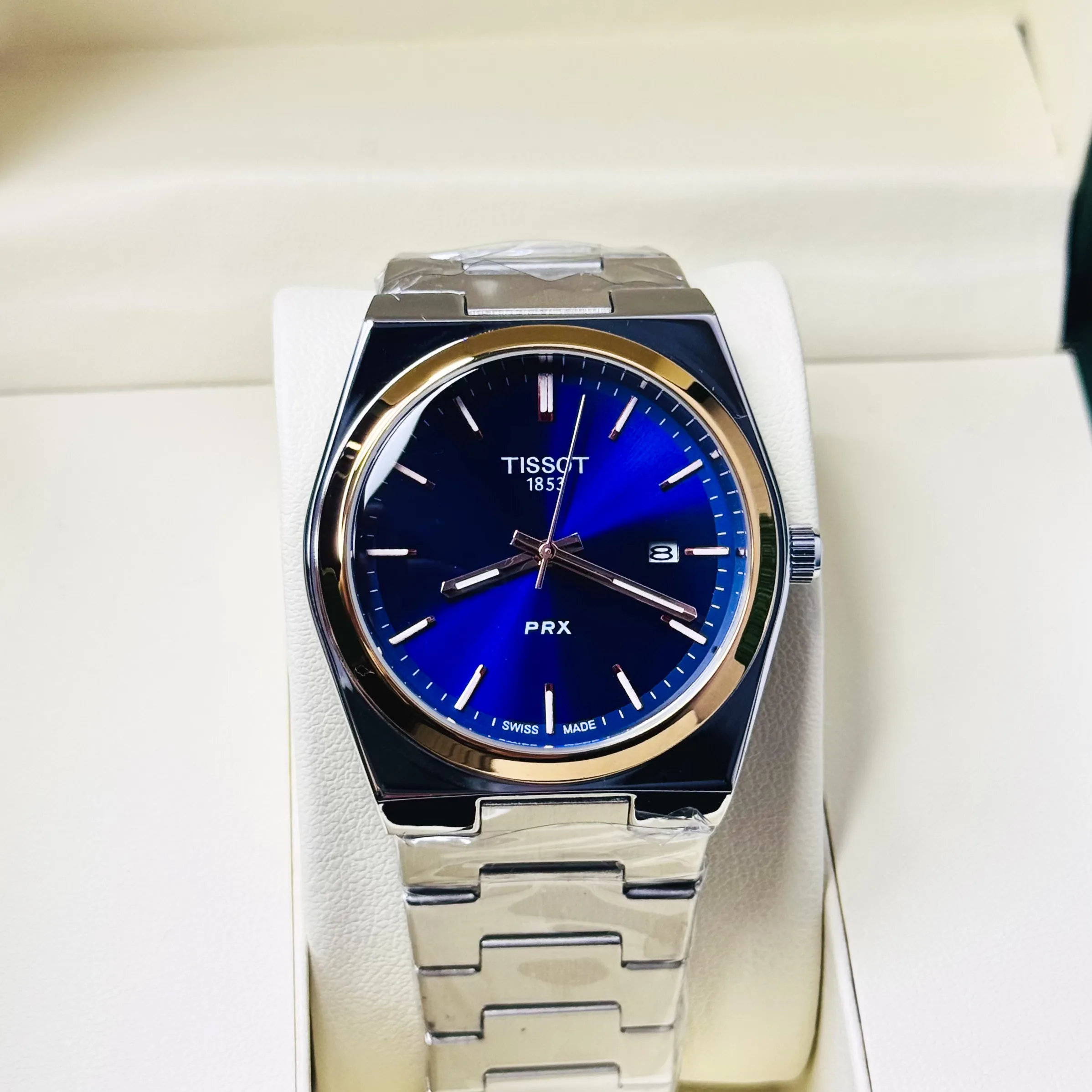 ZEFIRO T-02 GOLD DIAL: The Ultimate Integrated Steel Sport Series - Image 9