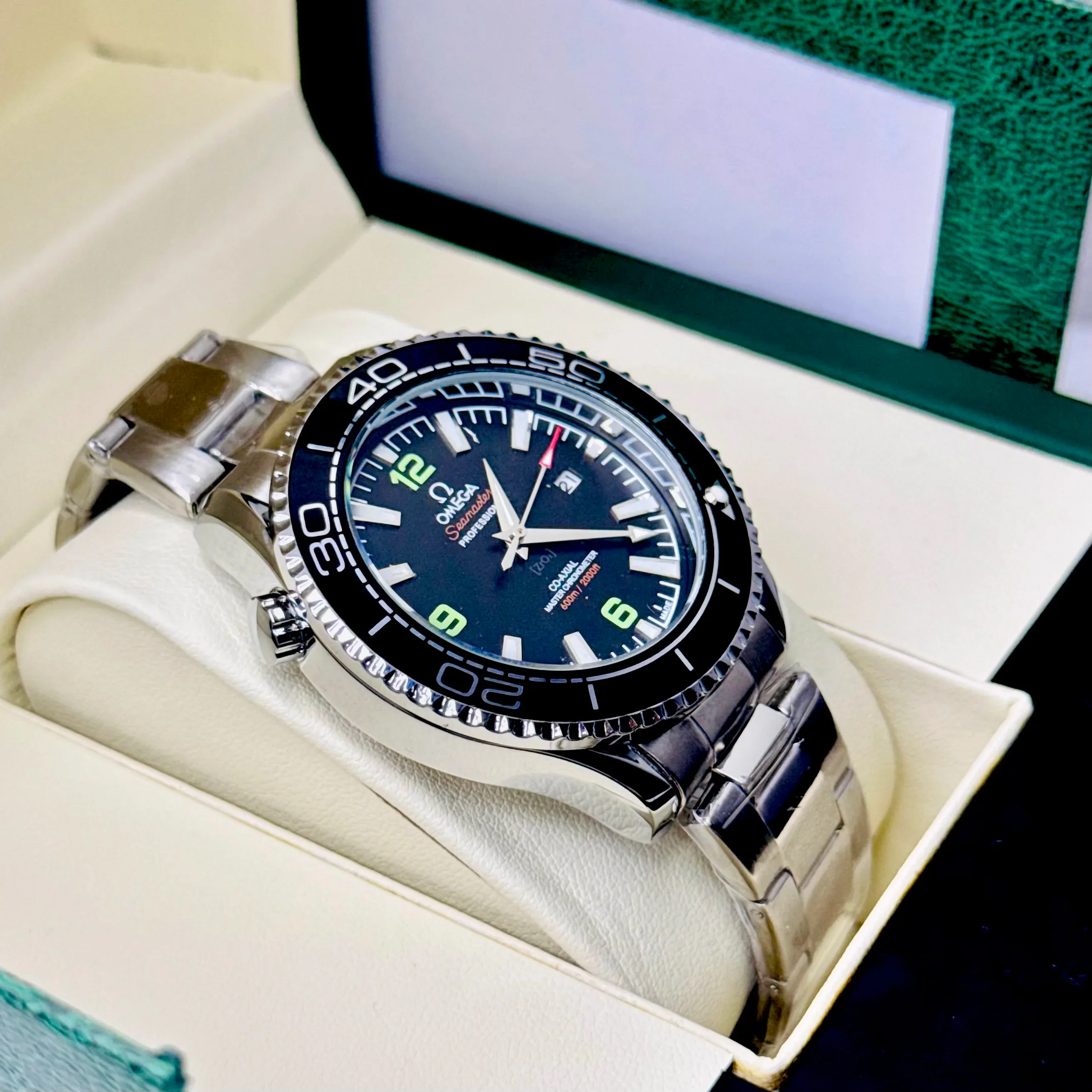 ZEFIRO T-10 O: Premium Deep-Sea Diver Series - Image 11