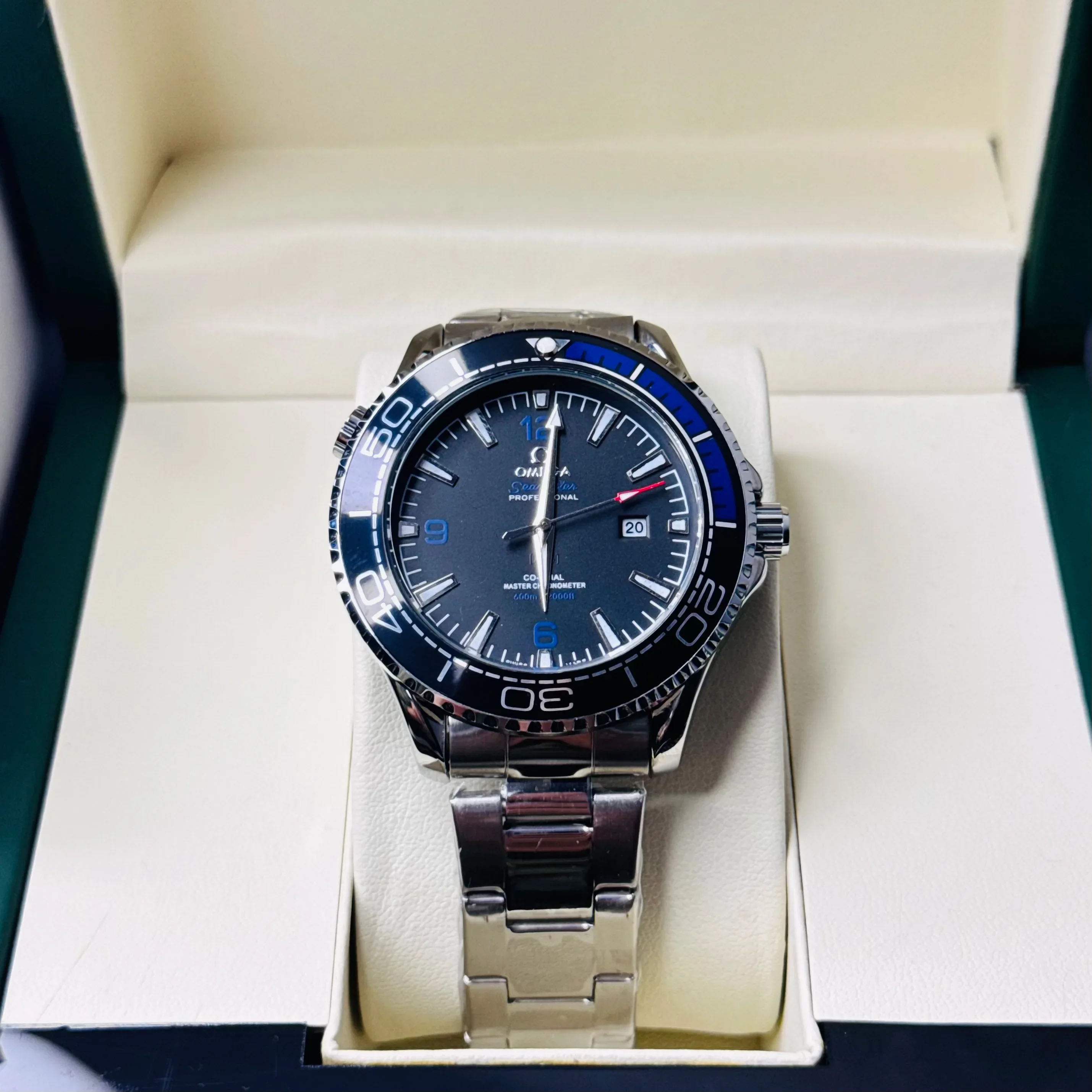 ZEFIRO T-10 O: Premium Deep-Sea Diver Series - Image 12