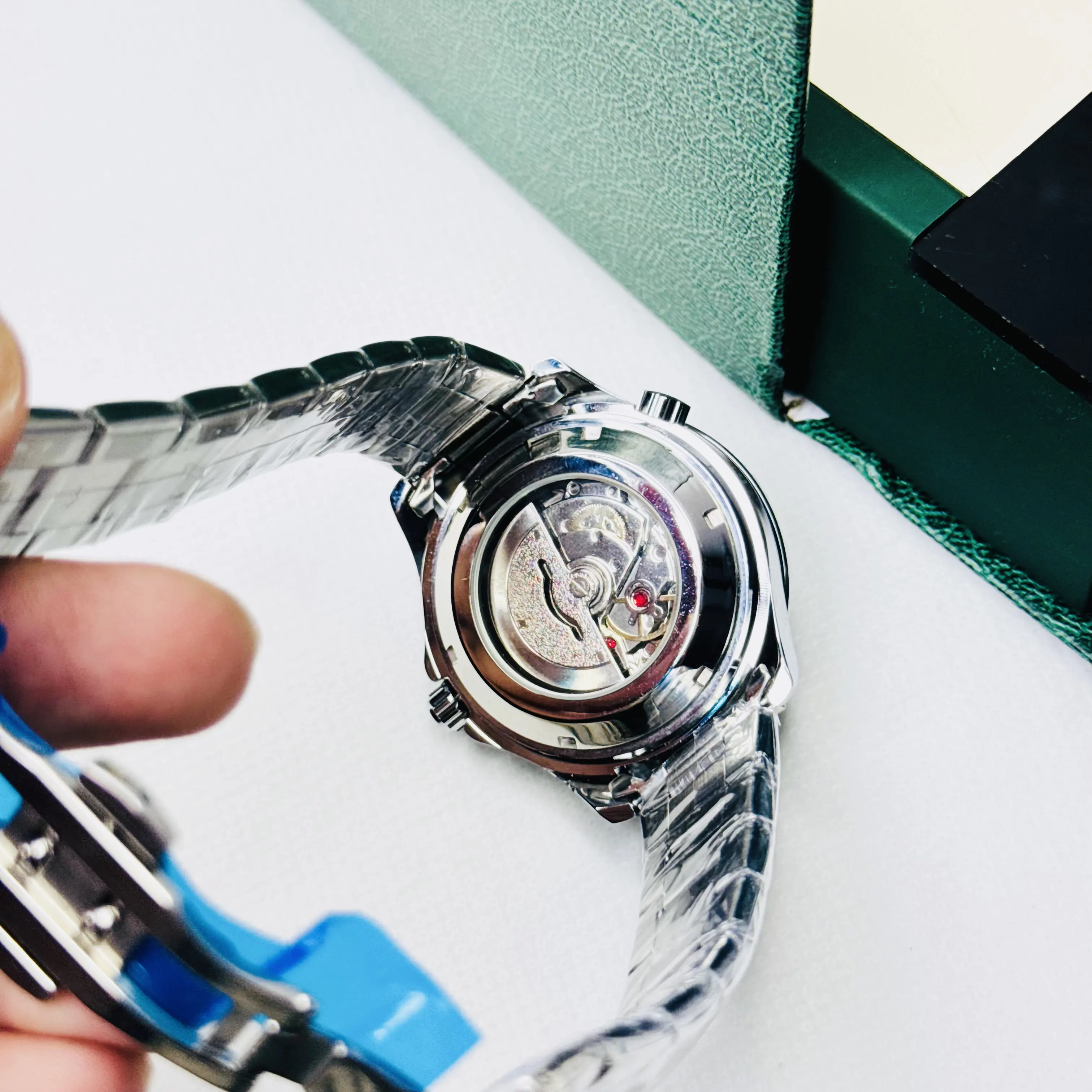 ZEFIRO T-10 O: Premium Deep-Sea Diver Series - Image 7