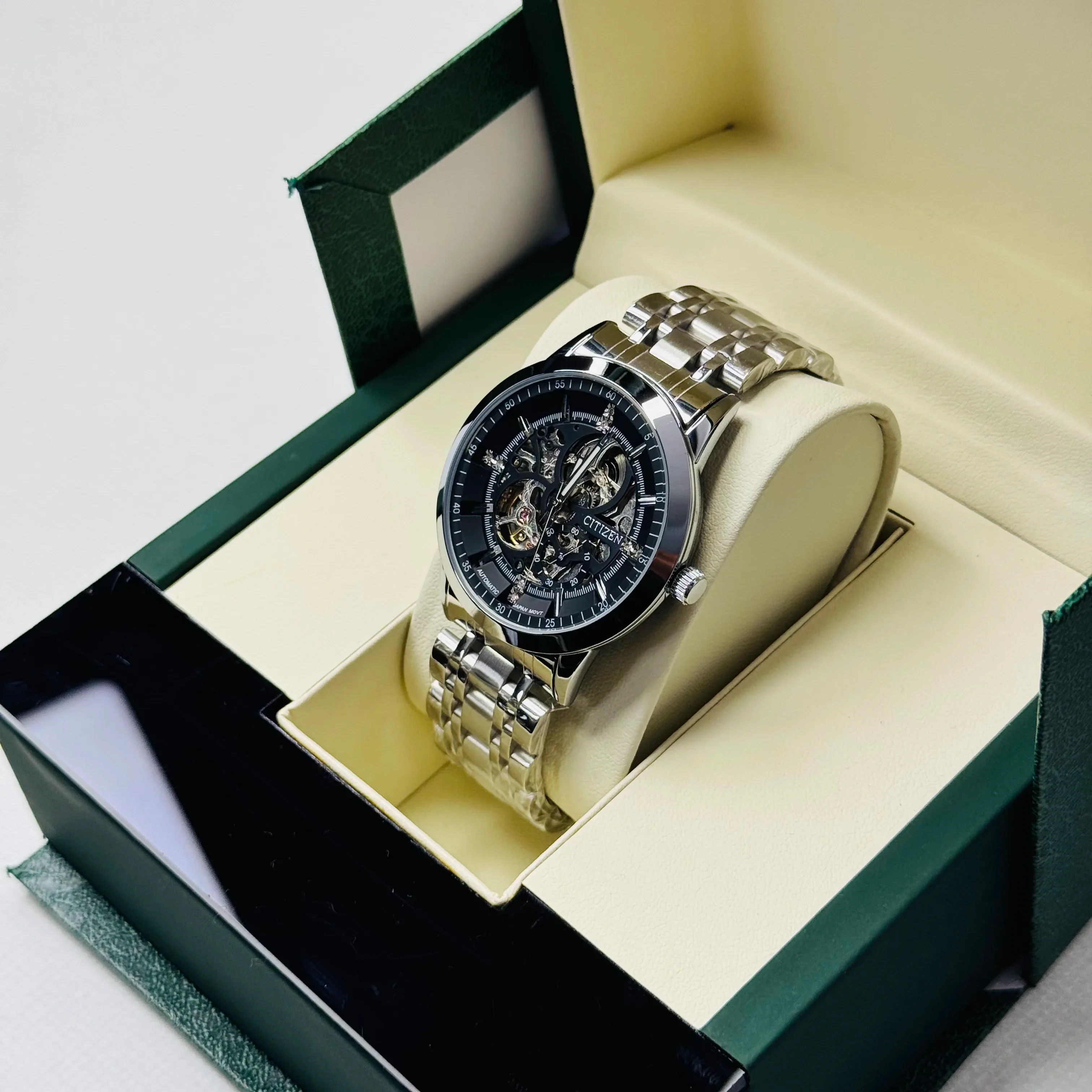 ZEFIRO T-21 CTZN: Premium Minimalist Executive Series - Image 3